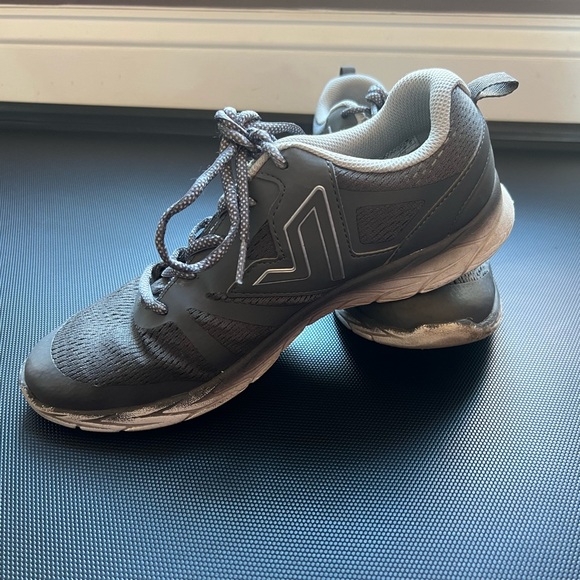 Gray Vionic Miles Shoes - Picture 1 of 4
